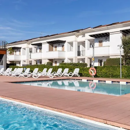 Tastefully Furnished Flat With Solarium Appartamento *