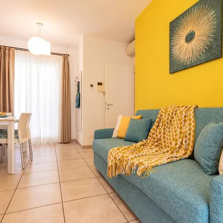 Tastefully Furnished Flat With Solarium Bibione