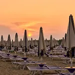 Daire Tastefully Furnished Flat With Solarium Bibione